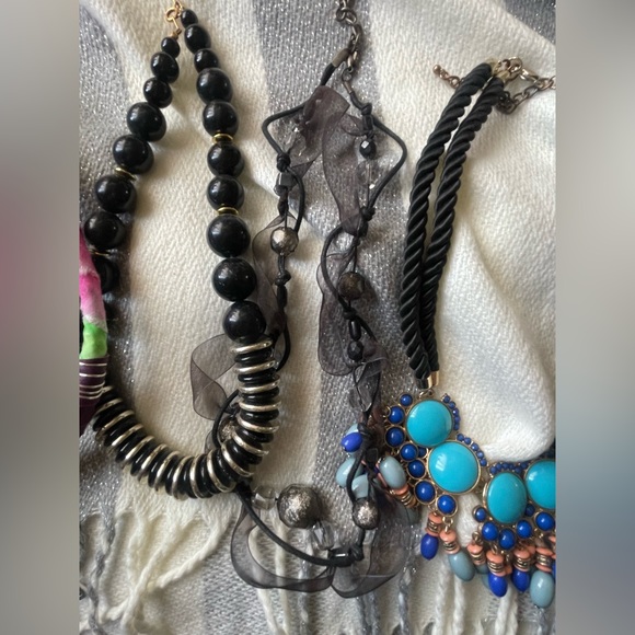 6 Necklaces - Vintage / Designer/ Costume - Lot of 6 Klein, 1946, Hamsa Hand - Picture 3 of 16